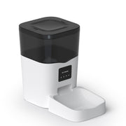 The Smartphone APP Of Pet Feeder Controls The Intelligent Automatic Feeding Machine 4L For Regular Quantification Of Cat And Dog Food